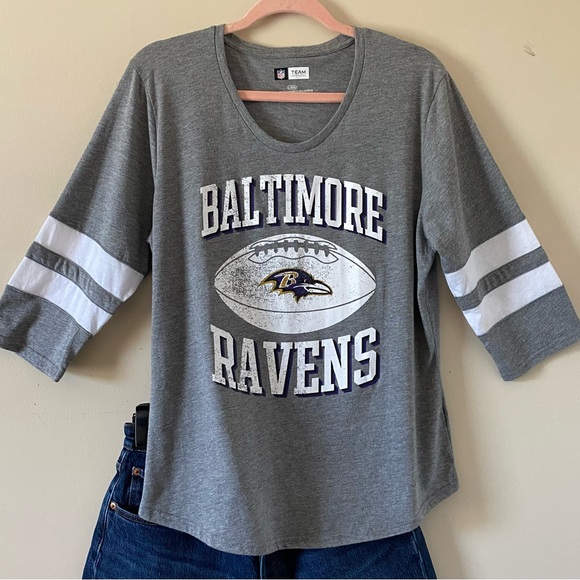 Team Apparel Gray Baltimore Ravens 3/4 Sleeve Tee - Picture 1 of 4